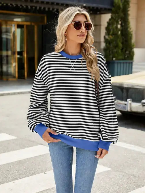 Casual Loose Striped Sweater with Colorblock Design - Black and White Stripes